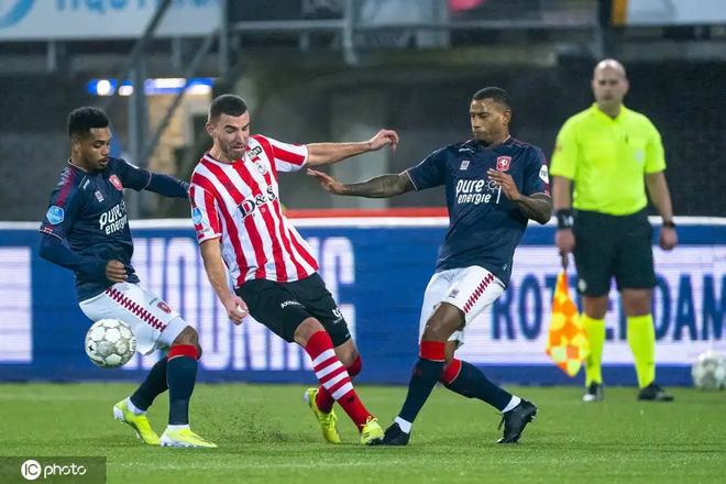 瞬间将防守 瞬间将防守