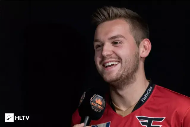 游三多点可 游三多点可