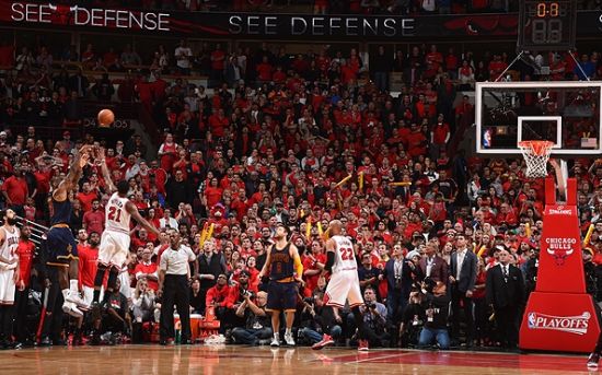 西蒙斯为切 西蒙斯为切